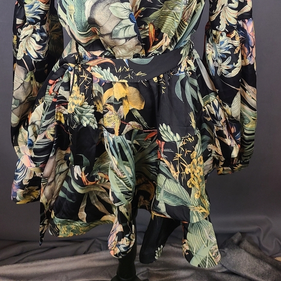 Plunge Neck Floral Flounce Mini Dress - Picture 2 of 10